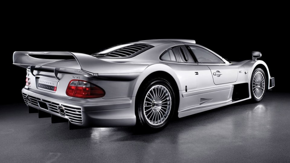 Silniční verze závodního Mercedes-Benz CLK GTR.